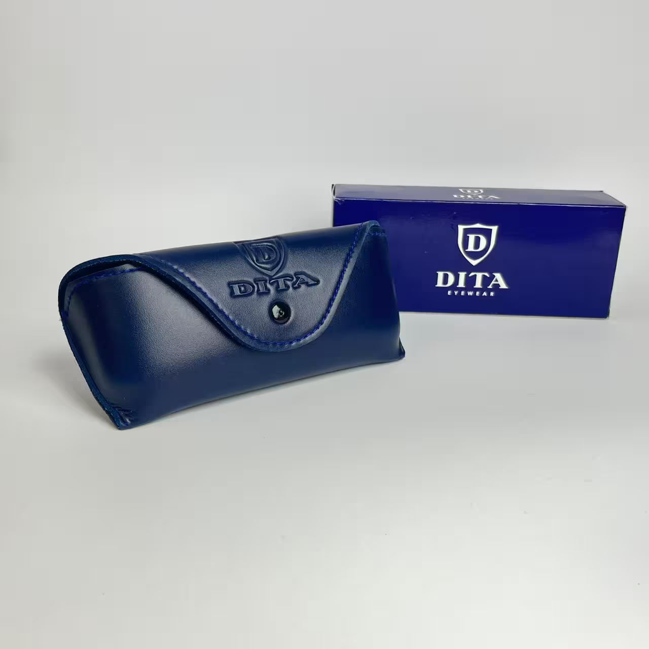 DITA Design Blue Leather Protective Glasses Case